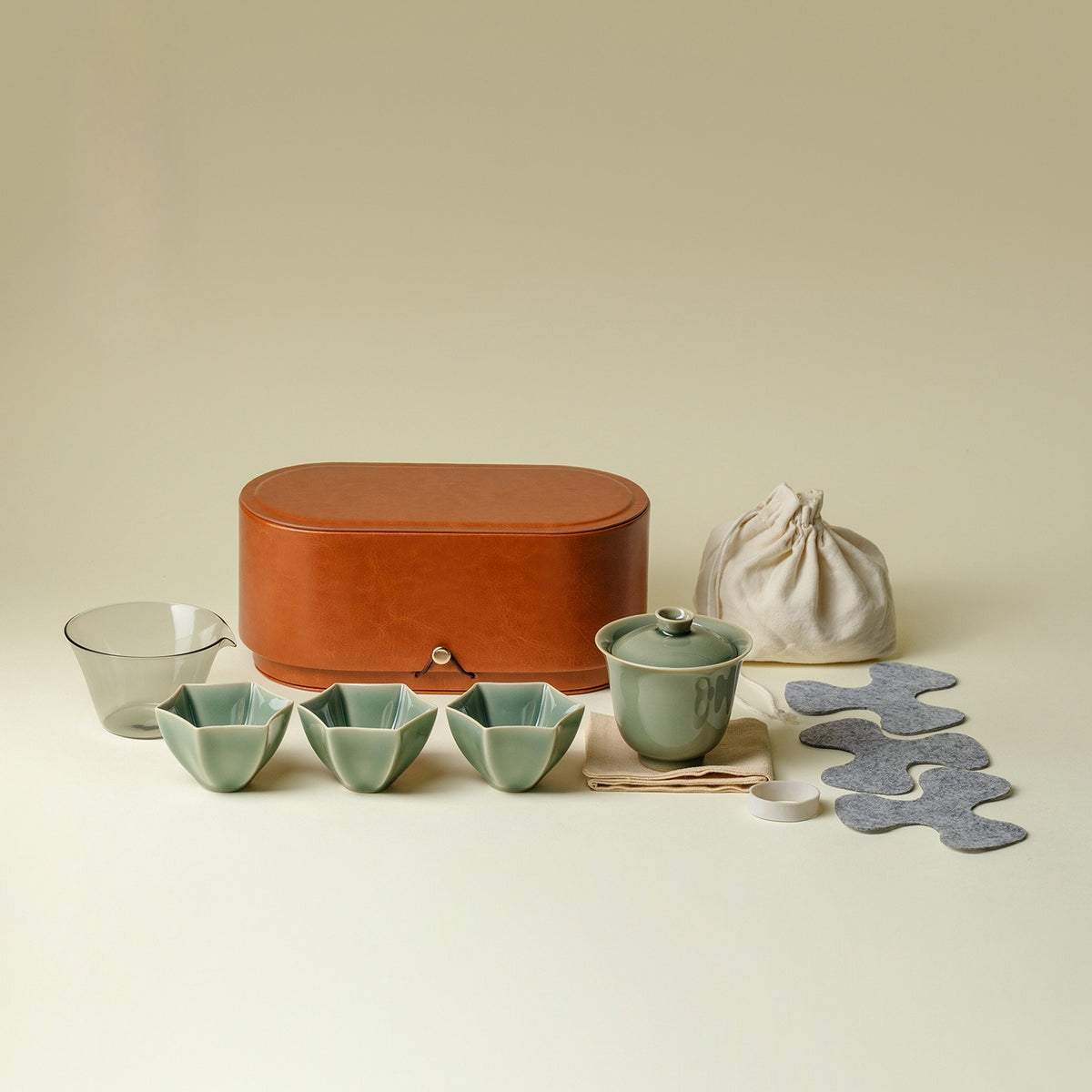 Gohobi Yue Kiln Celadon Gaiwan Travel Tea Set