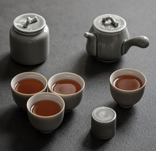 Service à thé gris glacé de style japonais Gohobi 002