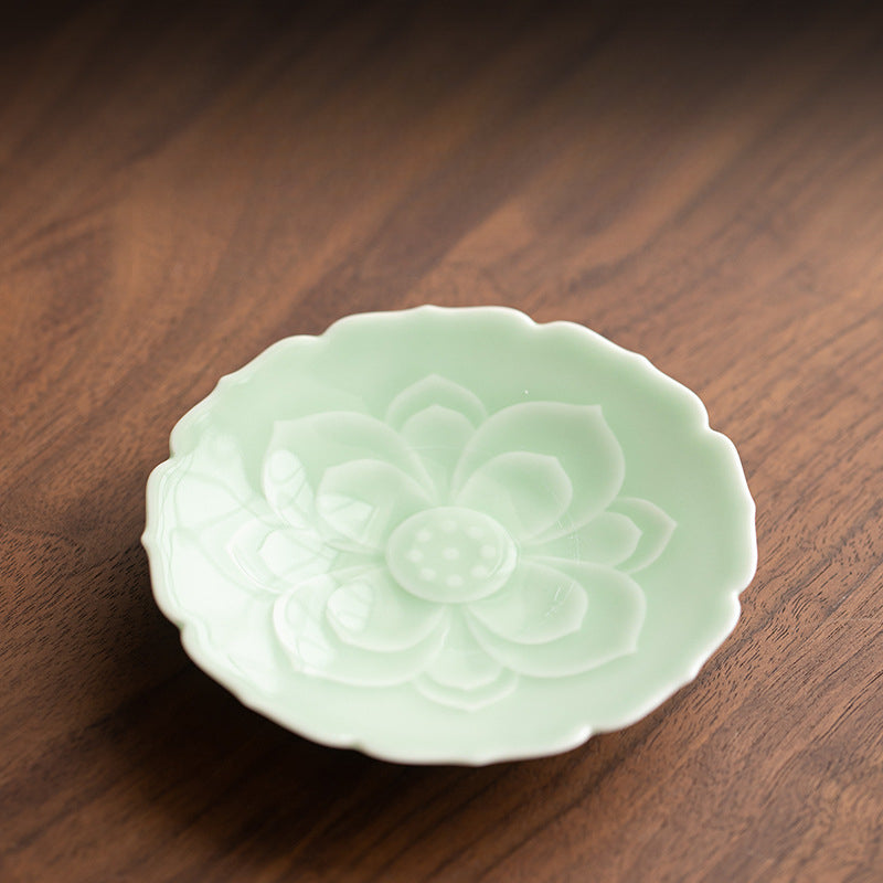 Gohobi Traditional Japanese Glazed Fruit Nuts Small Plate - Lotus 013