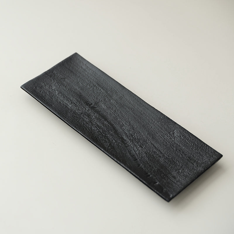 Plateau noir en bois carbonisé de style japonais Gohobi Wabi-Sabi 002