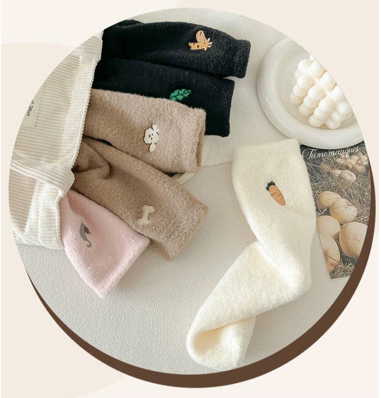Chaussettes en velours à motif dessin animé japonais Gohobi