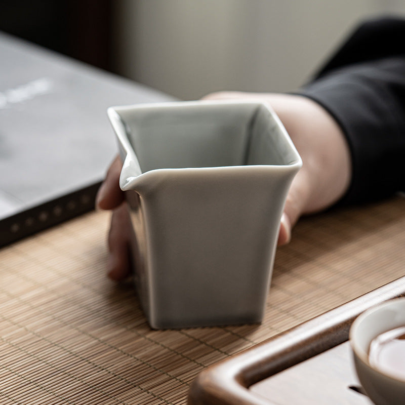 Pichet de style japonais Gohobi gris glacé et vert 001
