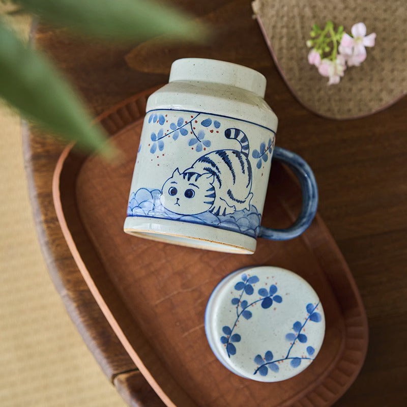Tasse à café Gohobi peinte à la main en forme de chat Osmanthus bleu et blanc avec couvercle