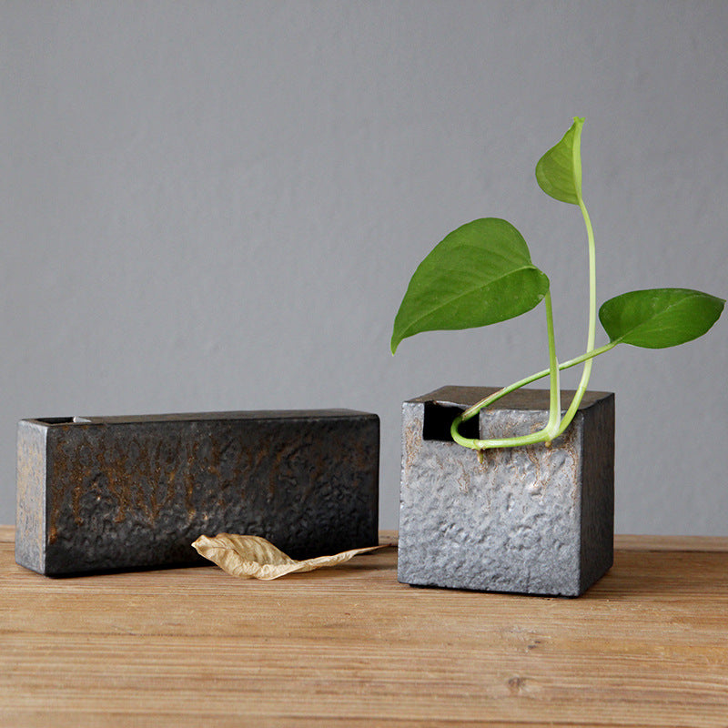 Vase de table noir doré de style japonais Gohobi