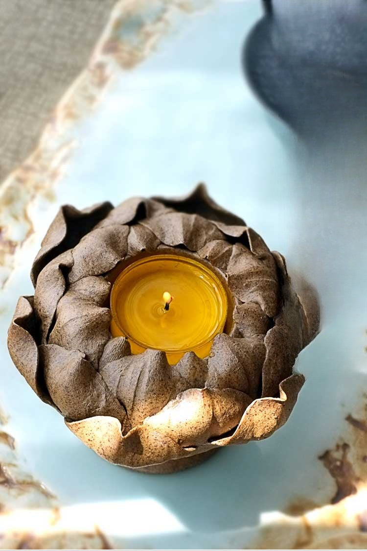 Gohobi Ceramic Lotus Candle Holder