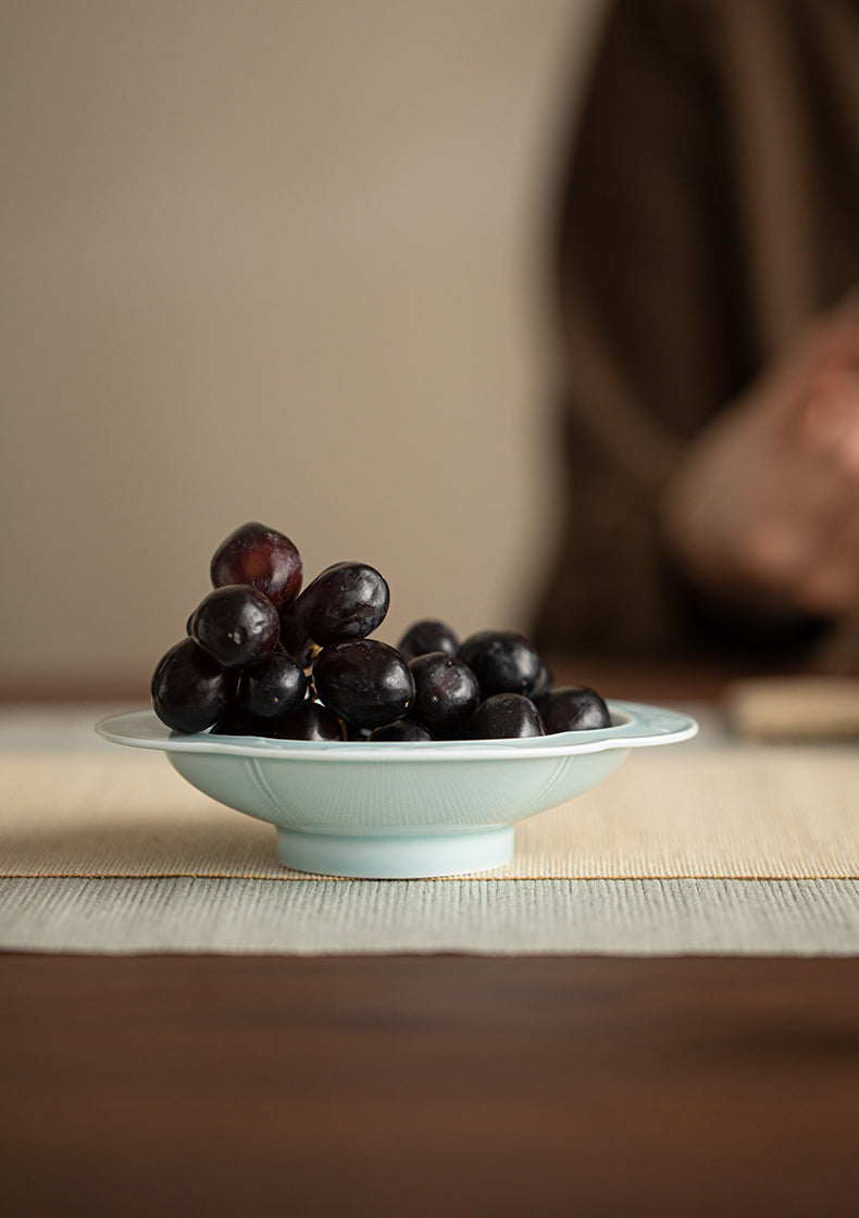 Gohobi Traditional Japanese Glazed Fruit Nuts Small Plate - Begonia Lotus 008