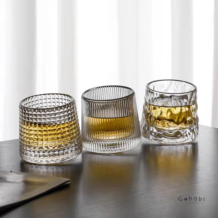 Gohobi Handmade Rotating Glass Tumbler – Glass for Bar & Home