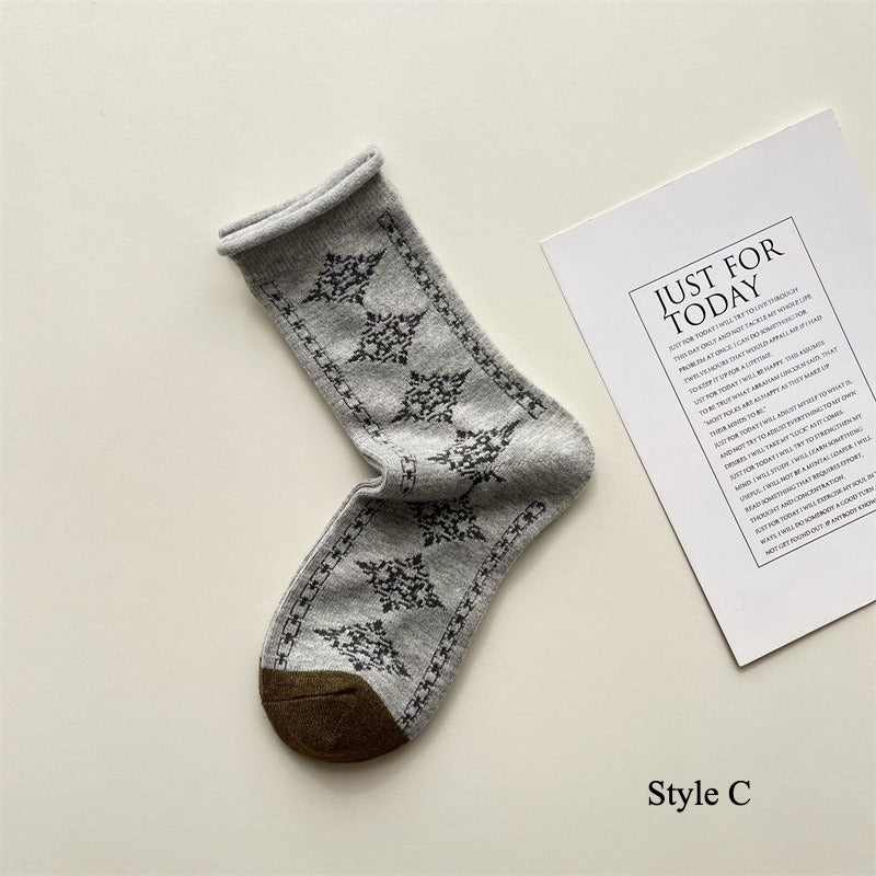 Gohobi Vintage Floral Mid-Calf Women Socks