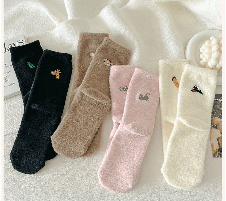 Chaussettes en velours à motif dessin animé japonais Gohobi