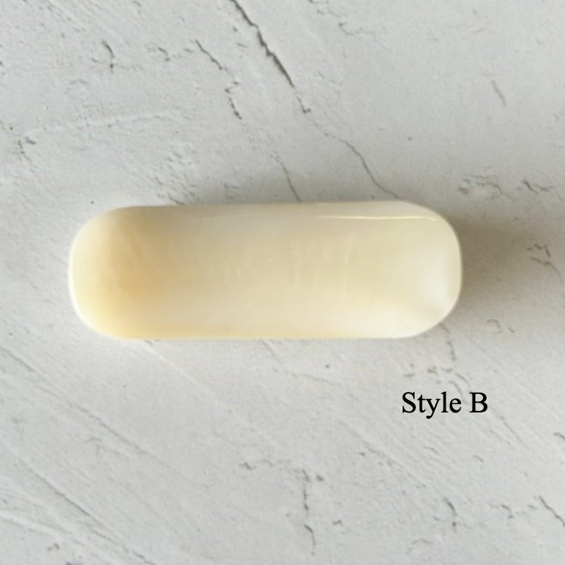 Gohobi Shell Chopstick Rest