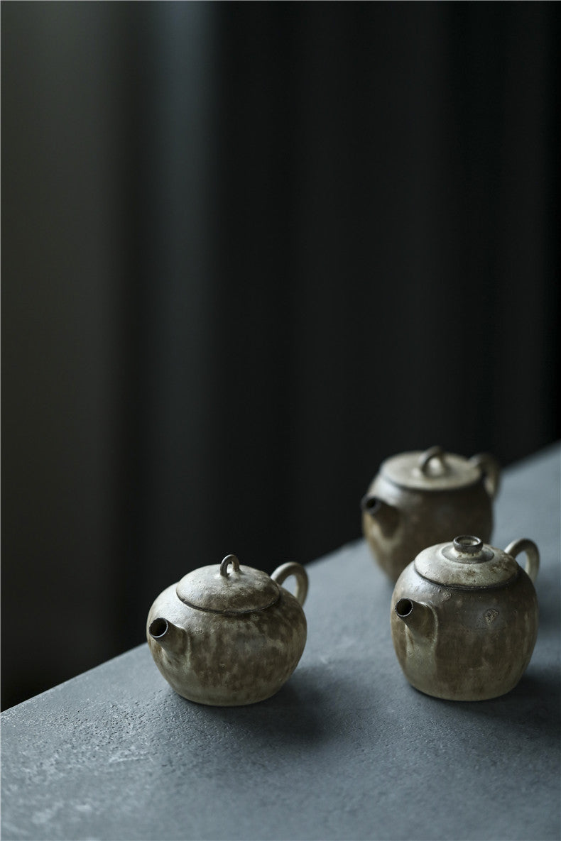 Gohobi Handmade Wood-fired White Paint Teapot