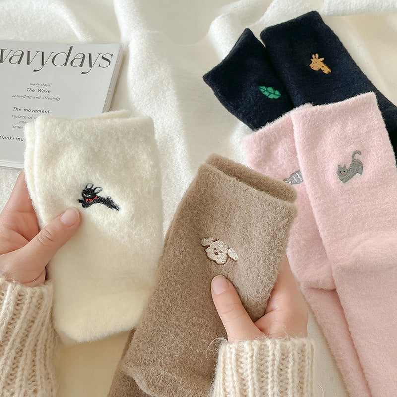 Chaussettes en velours à motif dessin animé japonais Gohobi