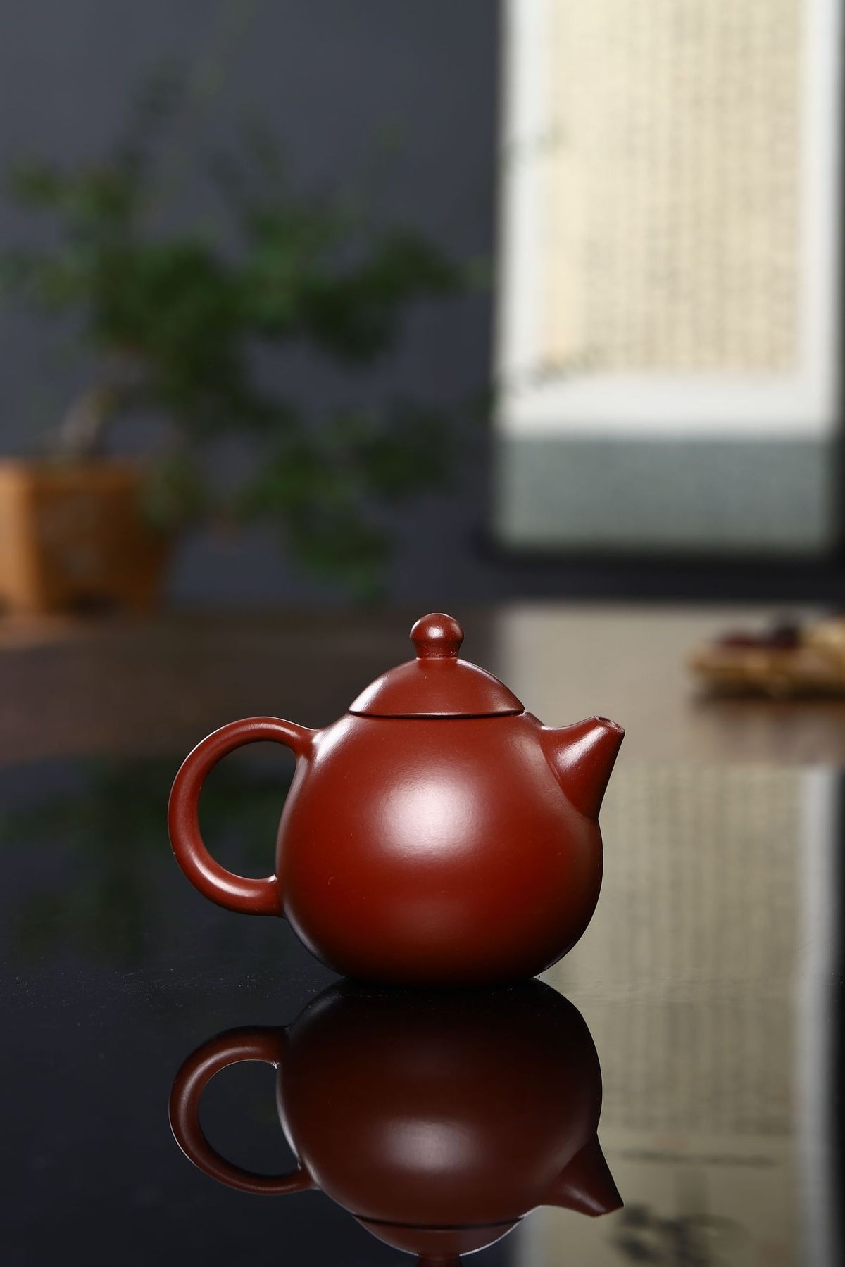 Gohobi Yixing Red Clay Dragon Egg Teapot (200 ml)
