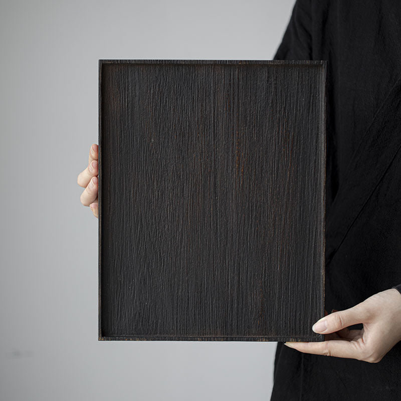 Plateau rectangulaire en bois noir de style japonais Gohobi Wabi-Sabi 005