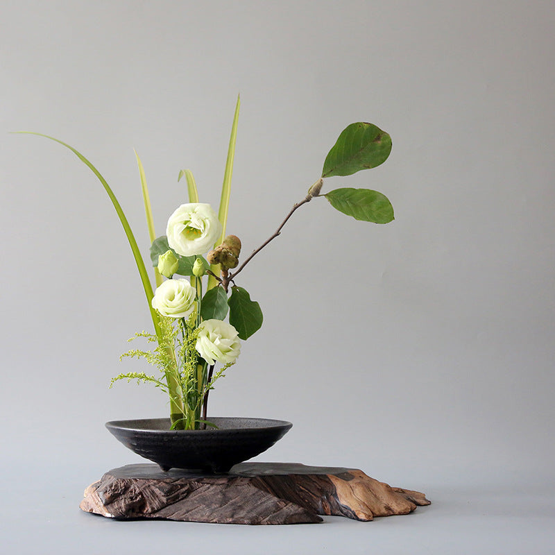 Grand vase Ikebana à trois pieds de style japonais Gohobi 008