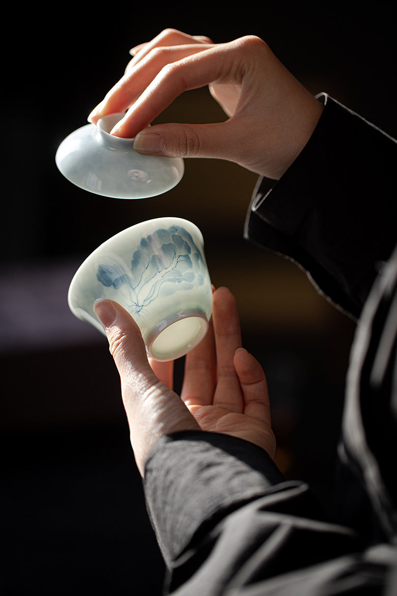 Gohobi White Porcelain Blue-and-White Cabbage Gaiwan