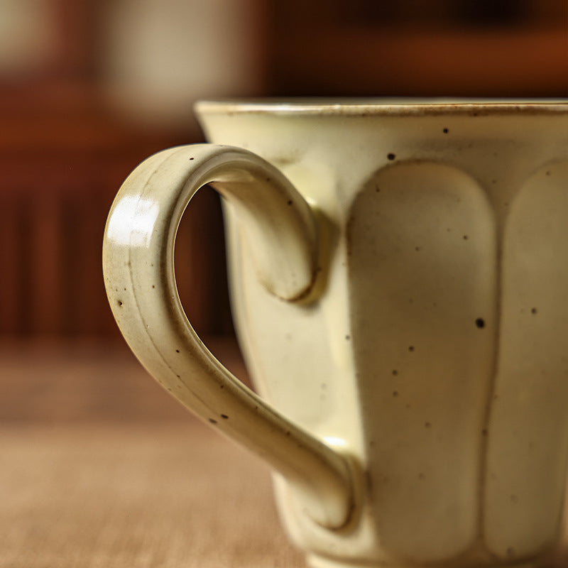 Ensemble de tasses à café et soucoupes en grès faites à la main par Gohobi