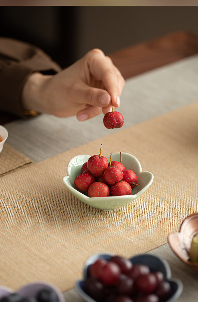 Gohobi Traditional Japanese Glazed Fruit Nuts Smll Plate - Chinese Knot 003