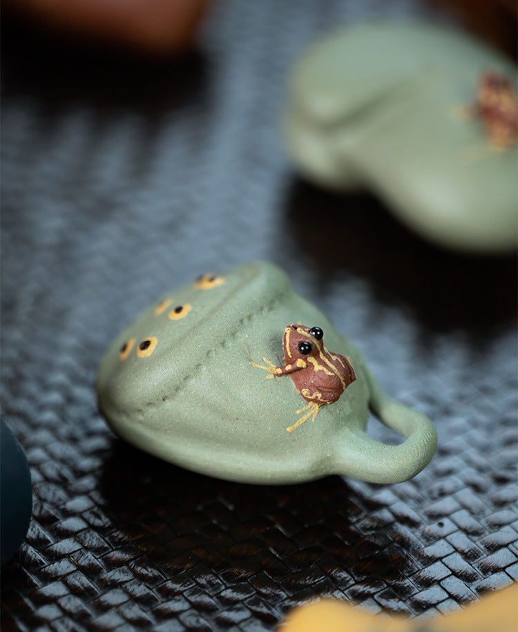 Gohobi Yixing Purple Sand Spray Tea Pet Handmade Frog(Clearance)