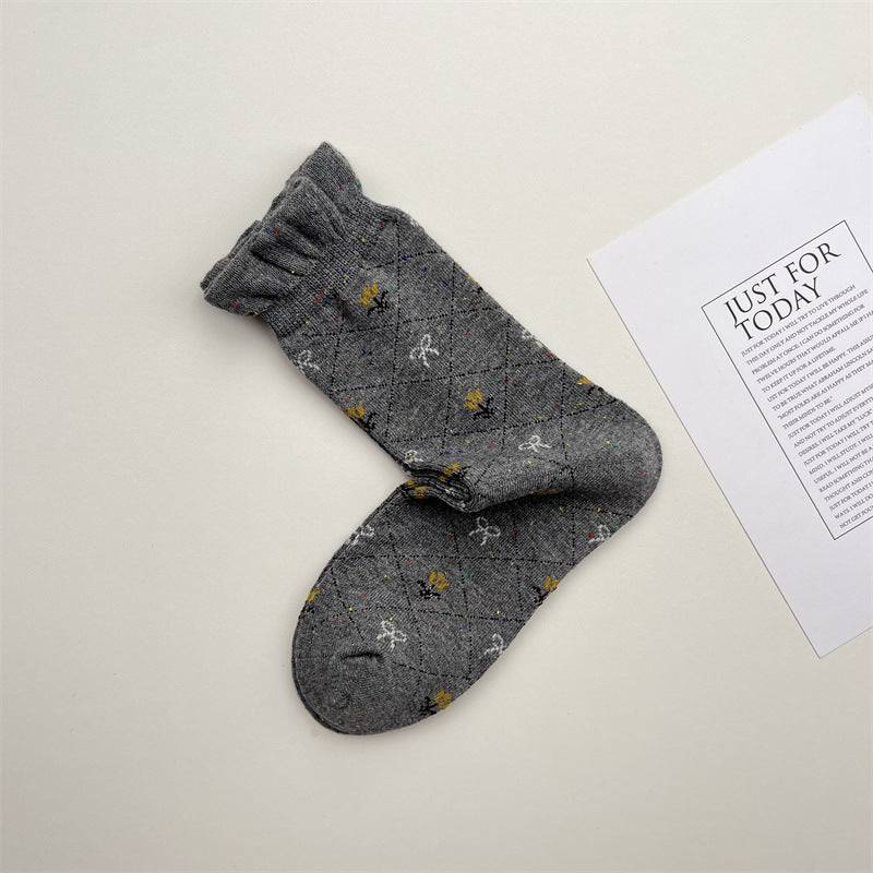 Gohobi Japanese Vintage Bubble Edge Floral Mid-Calf Socks