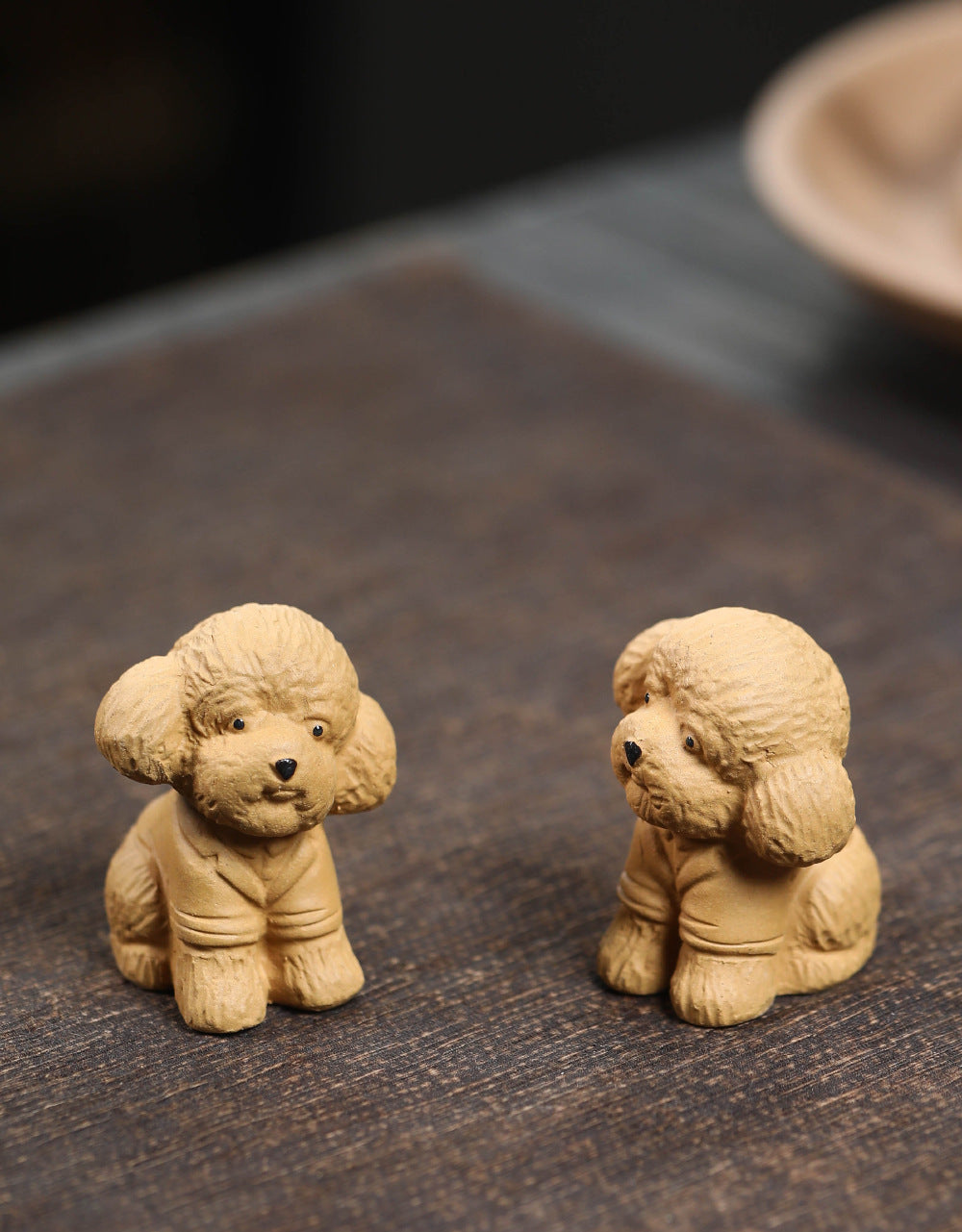 Ornement en forme de chien en peluche en argile YiXing fait à la main en céramique Gohobi