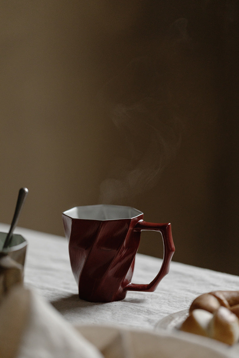 Tasse en grès faite à la main Gohobi pour tous les jours
