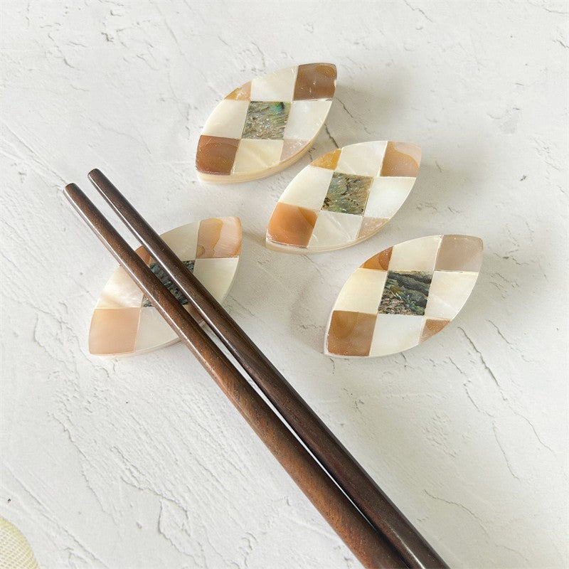 Gohobi Shell Chopstick Rest