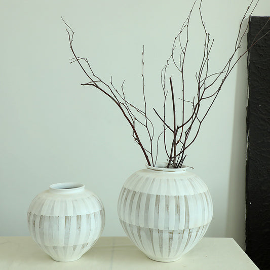 Gohobi Wabi-Sabi White Coarse Pottery Vase