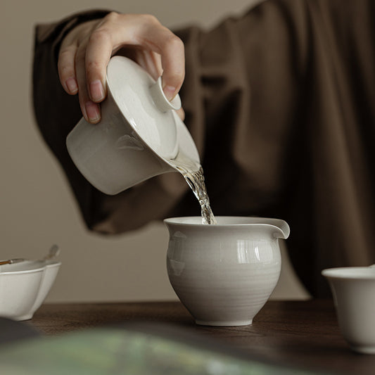 Gohobi Plant Ash Glaze Horseshoe Gaiwan – Thin Porcelain Gongfu Tea Brewing Bowl