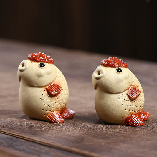 Yixing purple sand tea pet goldfish ornament sculpture creative Hongxiang insert tea tray accessories can be raised every year with fish line incense insert