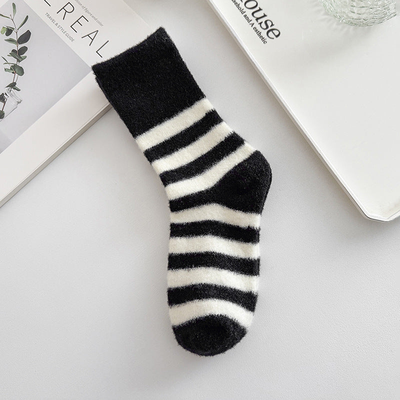 Chaussettes en velours à rayures noires et blanches Gohobi