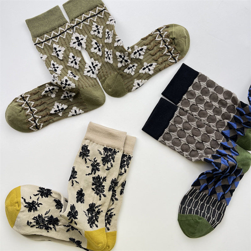 Gohobi Japanese Embossed Floral Mid-Calf Socks