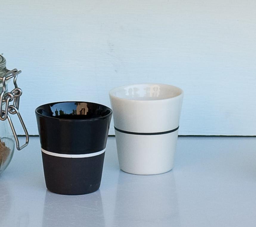 Sue Ure Masion White porcelain Small beaker