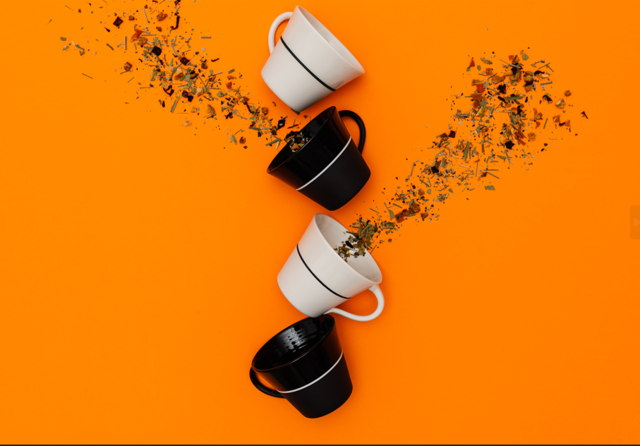 Sue Ure Masion White porcelain Wide mug