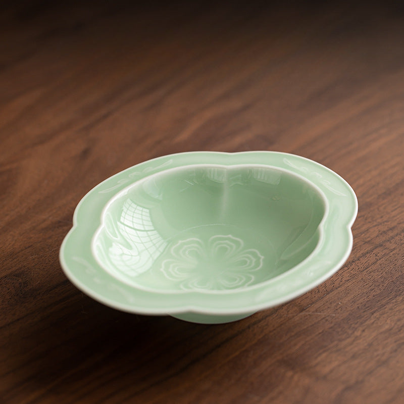 Gohobi Traditional Japanese Glazed Fruit Nuts Small Plate - Begonia Lotus 008