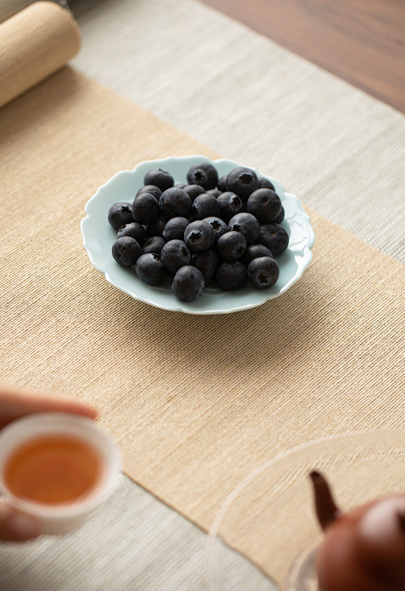 Gohobi Traditional Japanese Glazed Fruit Nuts Small Plate - Lotus 013