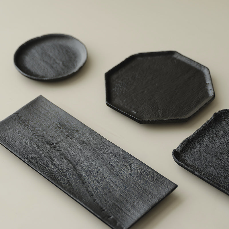 Plateau noir en bois carbonisé de style japonais Gohobi Wabi-Sabi 002