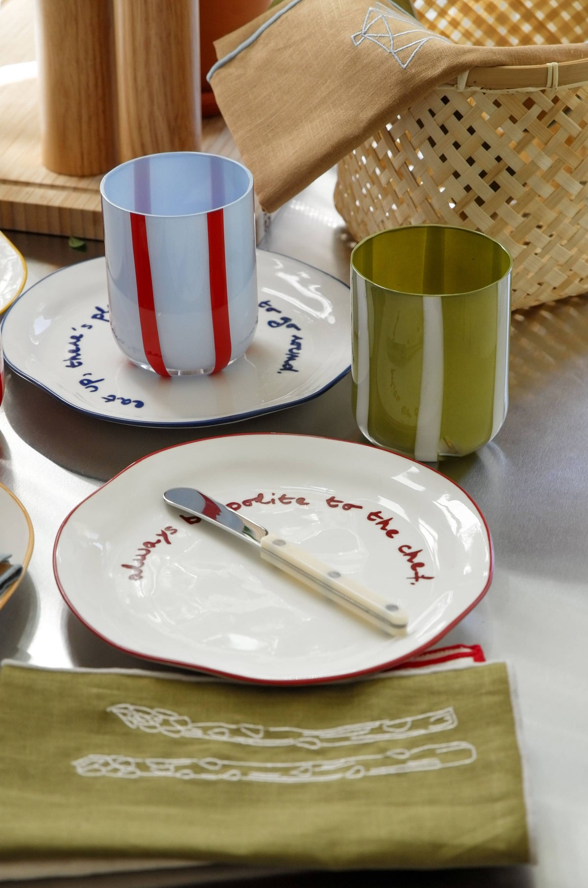 MÆGEN Statement Plate - 'good food and good company.'
