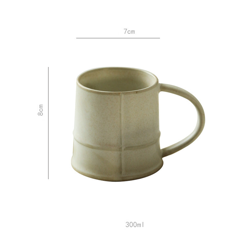 Théière et tasses blanches au design moderne de Gohobi