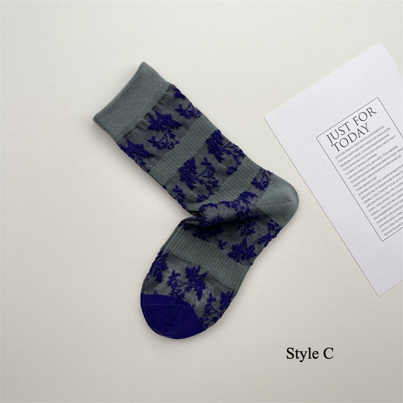 Gohobi Japanese Embossed Flower Mid-Calf Socks