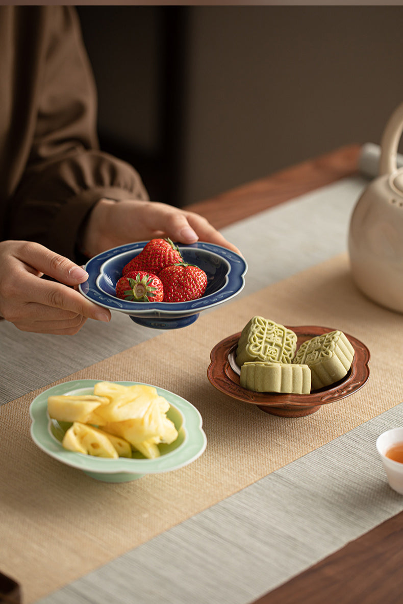 Gohobi Traditional Japanese Glazed Fruit Nuts Small Plate - Begonia Lotus 008