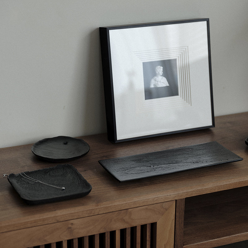Plateau noir en bois carbonisé de style japonais Gohobi Wabi-Sabi 002