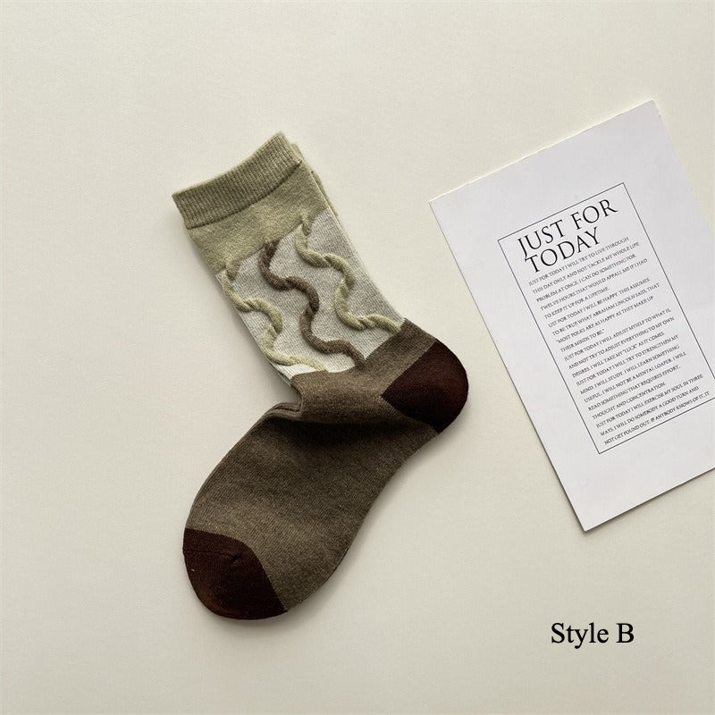 Gohobi Vintage Floral Mid-Calf Women Socks