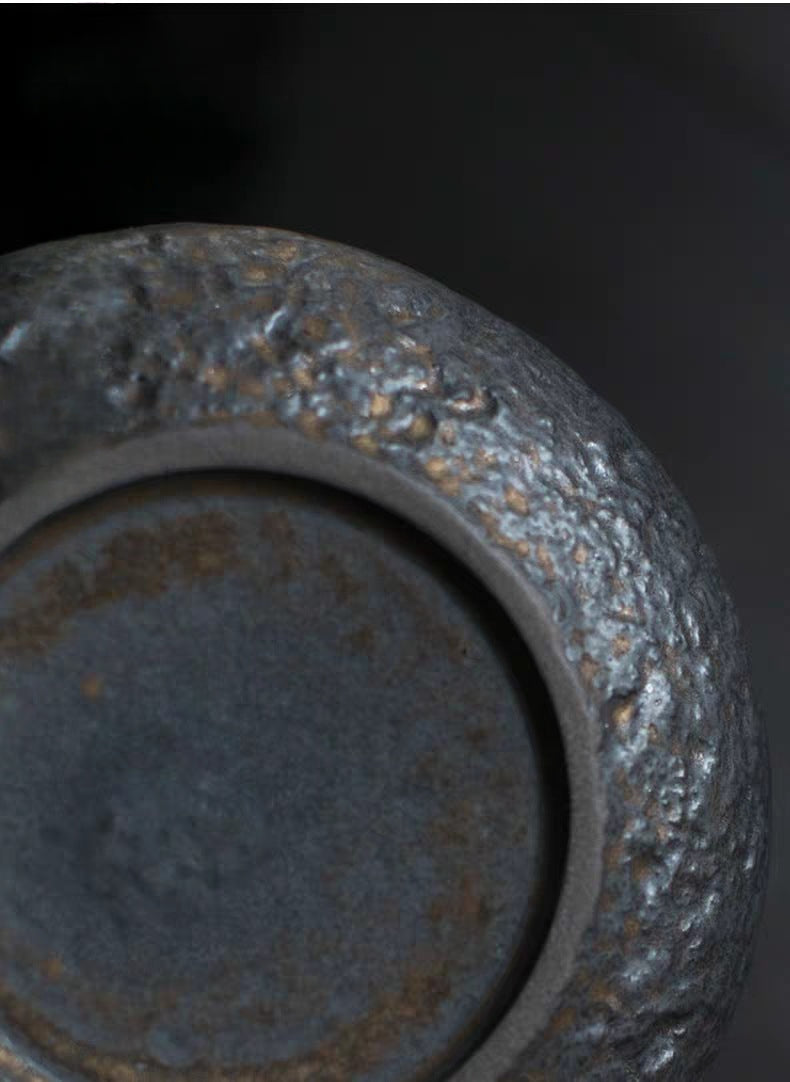 Ensemble de vases de table ronds et carrés de style japonais Gohobi dorés et noirs