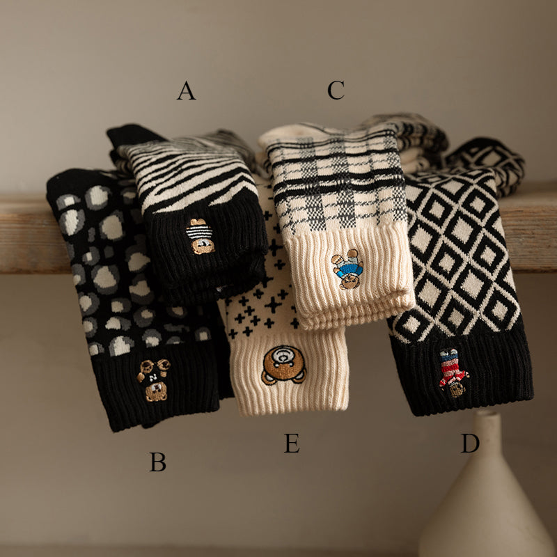 Chaussettes à motif animalier Gohobi Black Bear