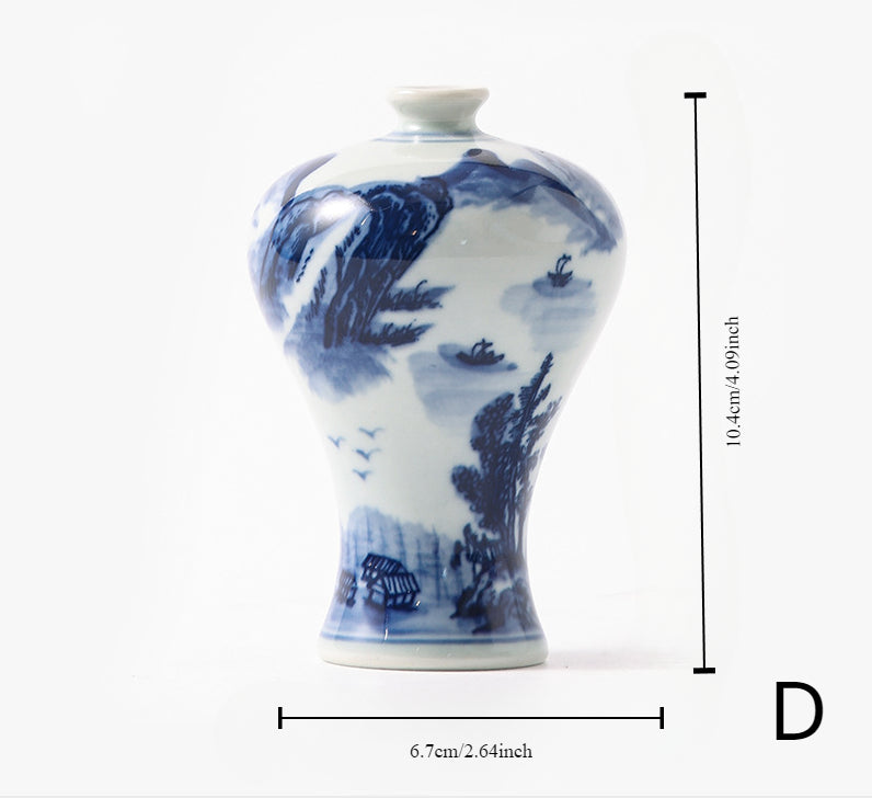 Vase en porcelaine bleu et blanc peint à la main Gohobi (eau et montagnes)