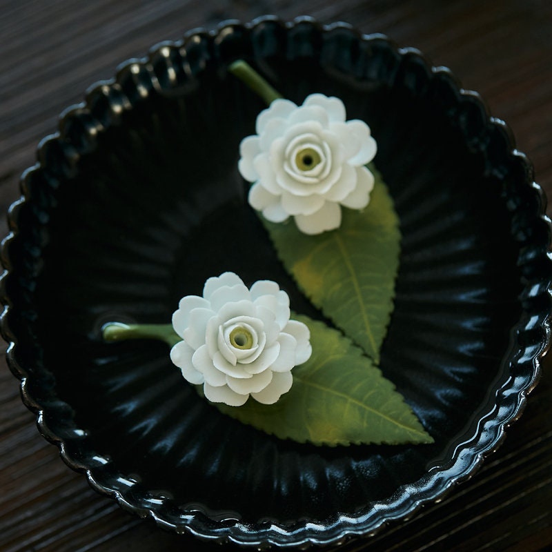 Gohobi Handmade Ceramic White lotus White camellia Incense stick holder Gongfu tea Japanese Chado