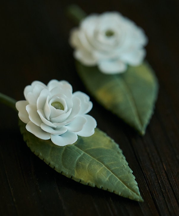 Gohobi Handmade Ceramic White lotus White camellia Incense stick holder Gongfu tea Japanese Chado