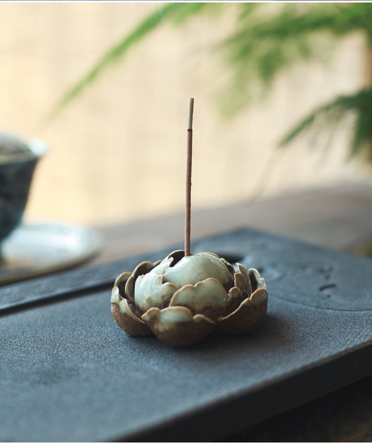Gohobi Handmade Ceramic incense burner green lotus Incense stick holder Gongfu tea Japanese Lotus