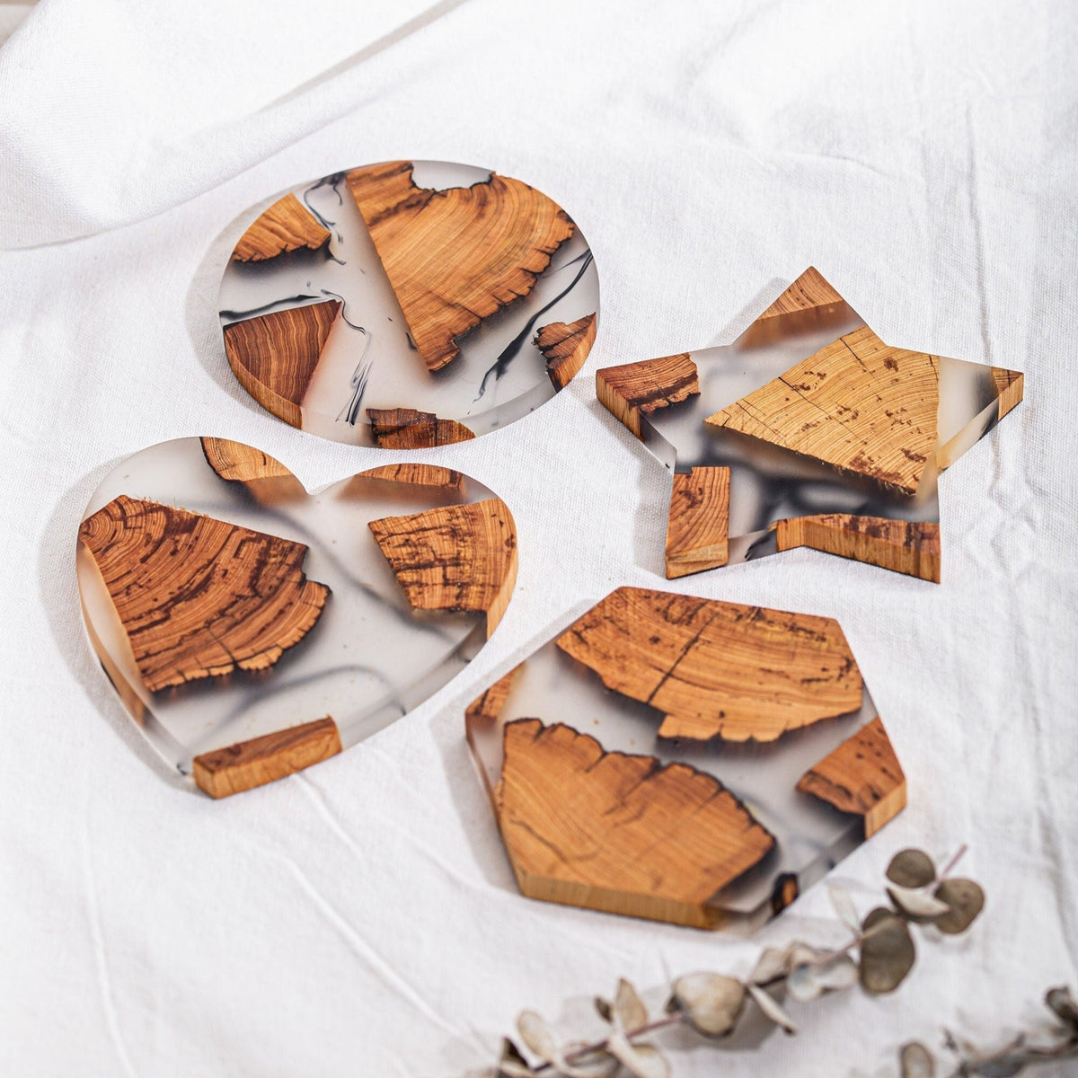 Gohobi LIMITED EDITION Set of 4 Wooden resin coasters placemats + Wooden gift box wabi sabi